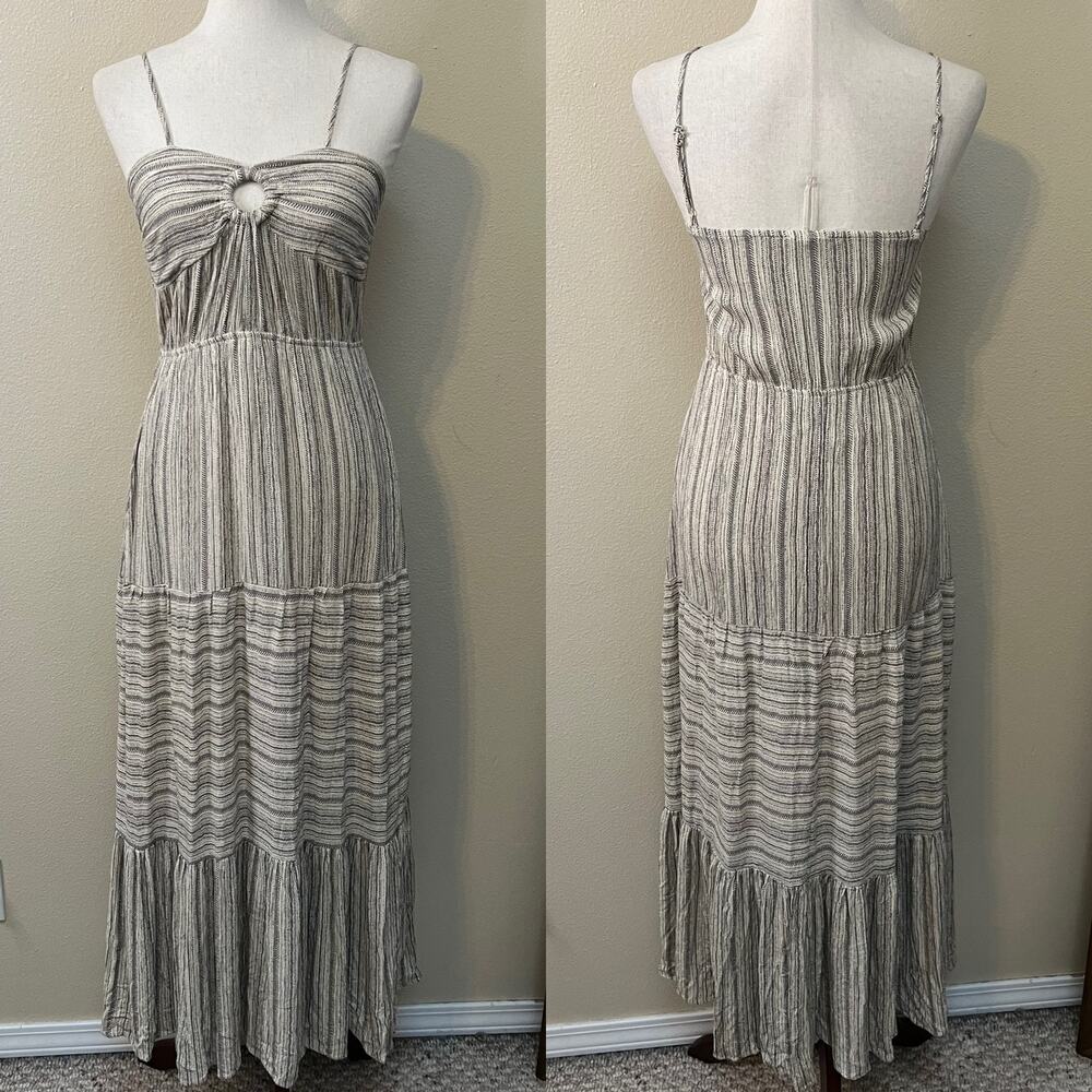 Promesa Boutique Beige and Gray Maxi Dress Size S